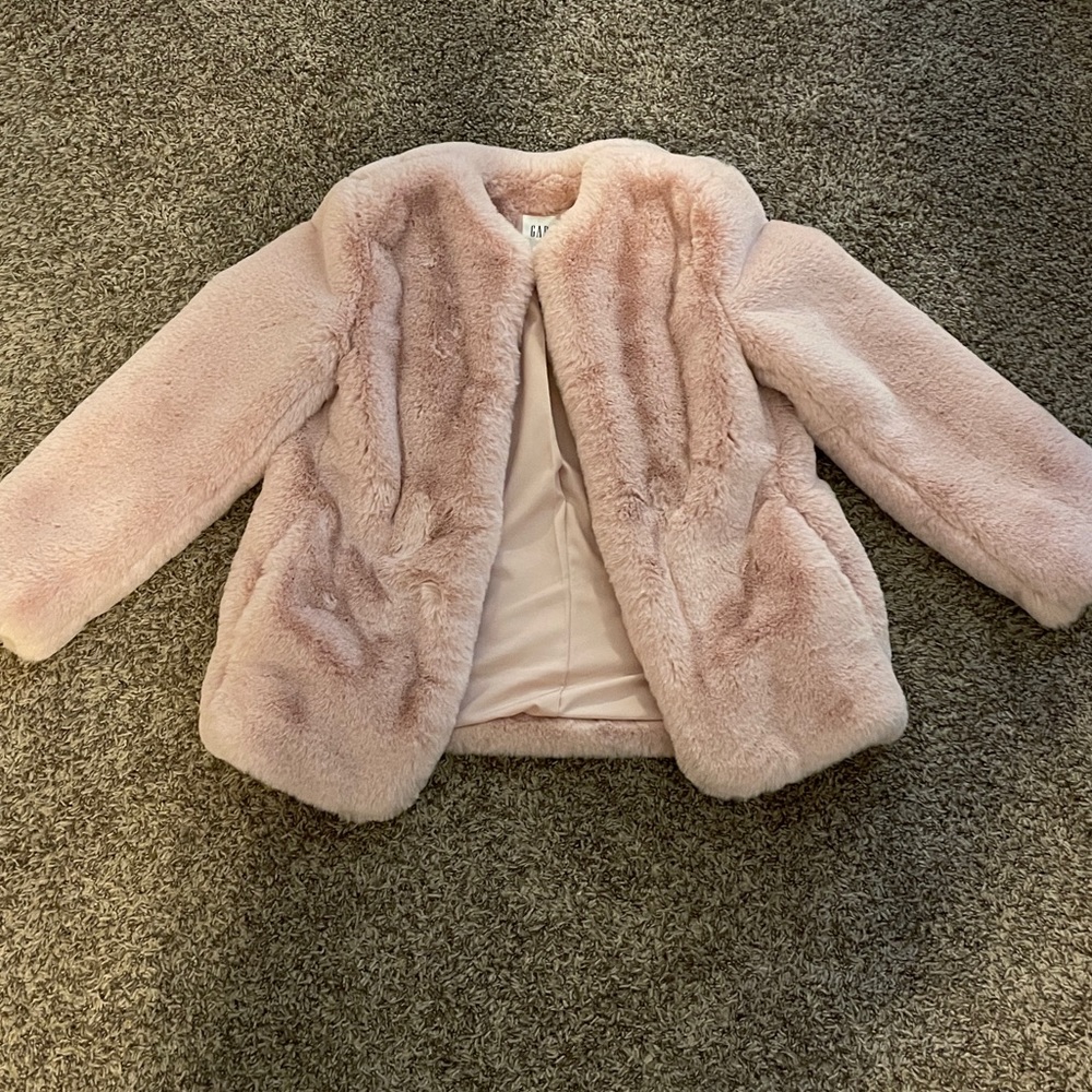 Gap fur coat